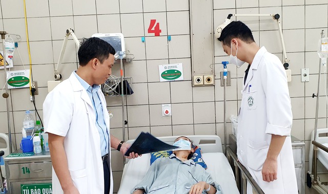 Phẫu thuật thành công cho nữ bệnh nhân Lào mắc bệnh hiểm nghèo- Ảnh 3.