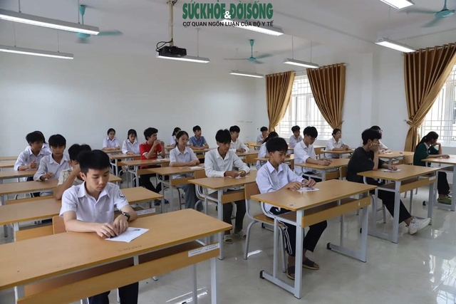 Kỳ thi lớp 10 tại Quảng Ninh: Đề thi Ngữ văn "dễ thở", thí sinh hài lòng- Ảnh 7.