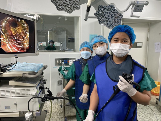 Bệnh viện đầu tiên ở Quảng Nam thực hiện phẫu thuật khó- Ảnh 1.
