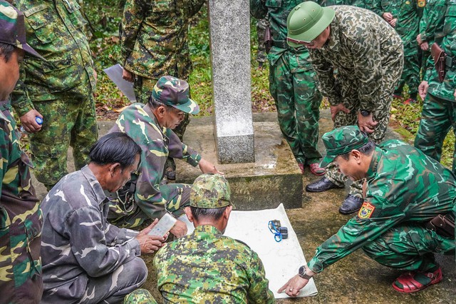 Người lính 'quân hàm xanh' vượt thác, leo đèo tuần tra biên giới- Ảnh 2.