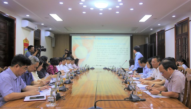 Thứ trưởng Bộ Y tế: Quảng Bình cần chủ động hơn trong công tác đào tạo cán bộ, nhân viên y tế- Ảnh 1.