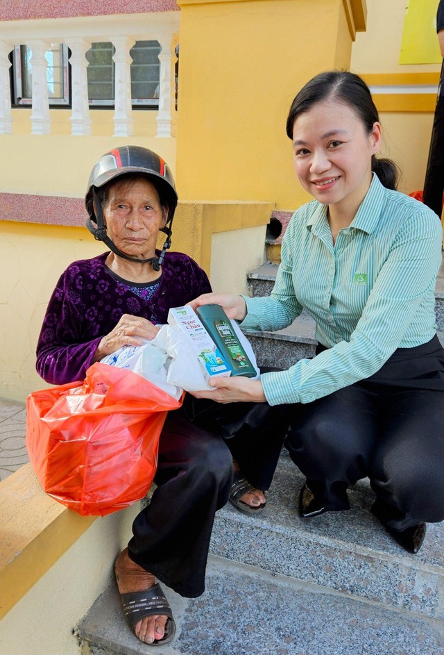 Dược phẩm Hoa Linh tri ân gia đình chính sách, người có công với cách mạng nhân ngày 27/7- Ảnh 3.