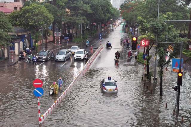 Hoàn lưu của áp thấp nhiệt đới gây mưa dông đến khi nào?- Ảnh 2.