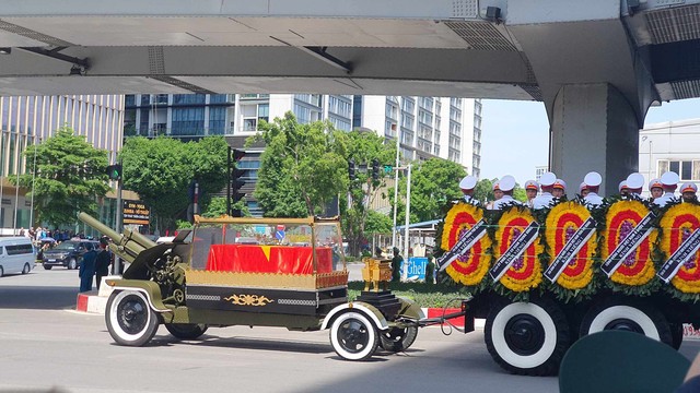 Hình ảnh đoàn linh xa tiễn đưa Tổng Bí thư về nơi an nghỉ cuối cùng- Ảnh 5.