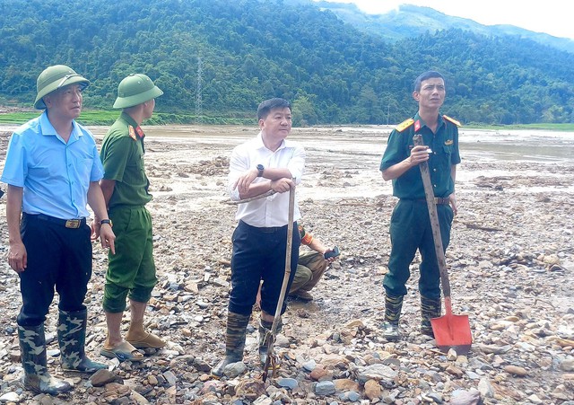 1 nhân viên bị thương, tài sản một cơ sở y tế bị hư hỏng do mưa lũ ở Điện Biên- Ảnh 1.