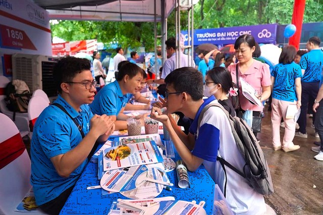 Trước khi hệ thống xét tuyển đóng lại, thí sinh cần lưu ý gì?- Ảnh 1.