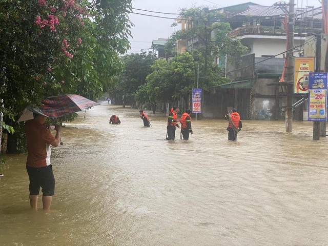 Hà Giang lại ngập lụt, có nơi nước lên cả mét- Ảnh 1.
