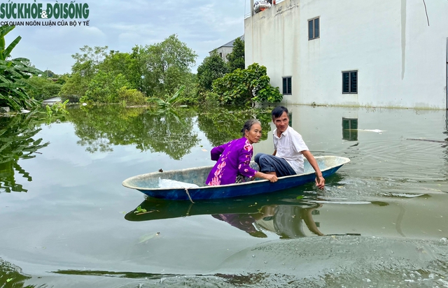 Vùng 'rốn lũ' huyện Chương Mỹ, Hà Nội cô lập trong biển nước- Ảnh 7.