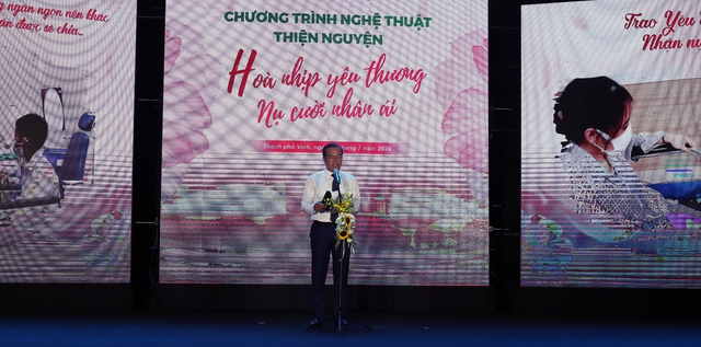 Hòa nhịp yêu thương mang đến nụ cười nhân ái tới người bệnh- Ảnh 1.