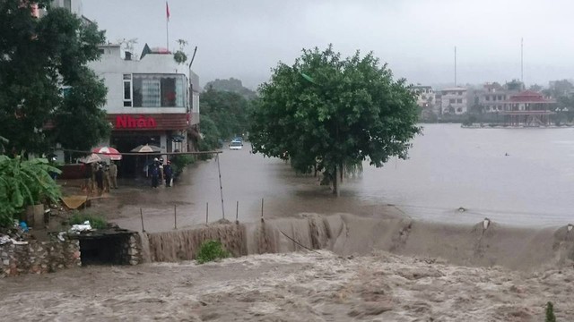 Mưa lớn ở miền Bắc còn kéo dài, chủ động ứng phó thiên tai- Ảnh 2.