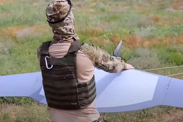 F-16 sắp đến Ukraine có trở thành bia tập bắn cho UAV Nga?- Ảnh 2.