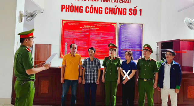 Tạm giữ nữ kế toán phòng Công chứng lừa 'chạy án' chiếm đoạt hàng tỷ đồng- Ảnh 1.