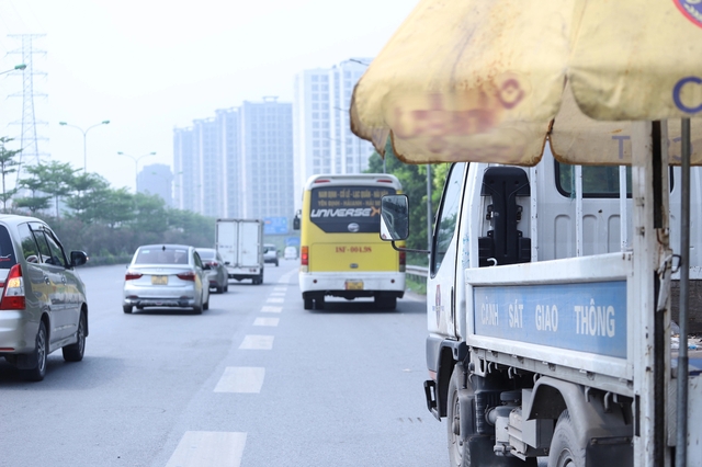 'Xe dù, bến cóc' vẫn tồn tại công khai, vì sao?- Ảnh 2.