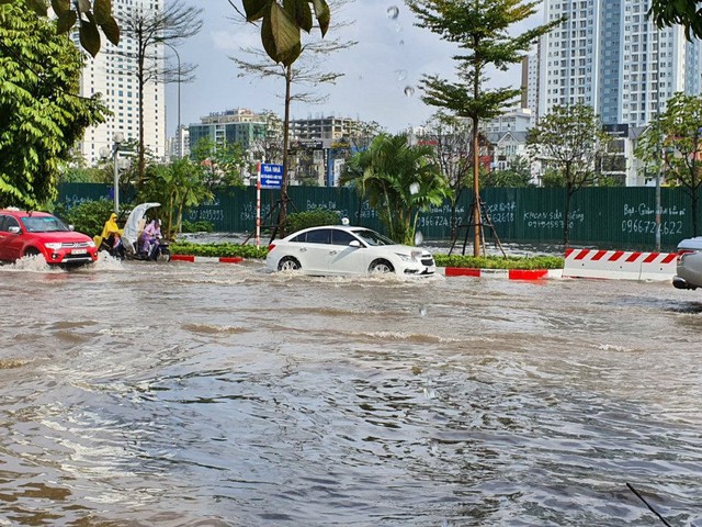 Những tuyến phố ở Hà Nội có nguy cơ ngập chiều nay- Ảnh 2.