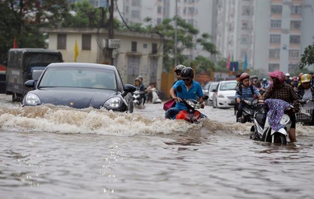 Mưa lớn ở Hà Nội, Thái Nguyên và nhiều tỉnh thành kéo dài đến khi nào?- Ảnh 2.