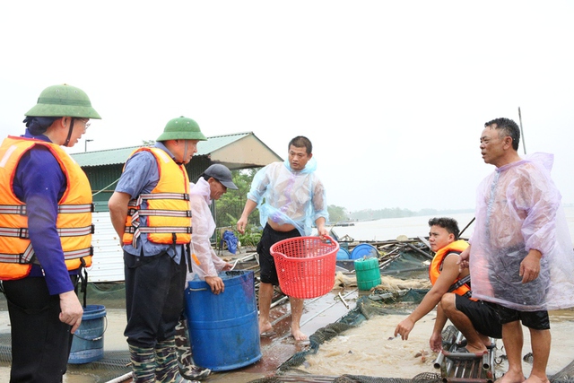 Phó Thủ tướng Thường trực Chính phủ: Hà Nam cần bảo đảm an toàn tuyệt đối cho người dân trước mưa lũ- Ảnh 2.