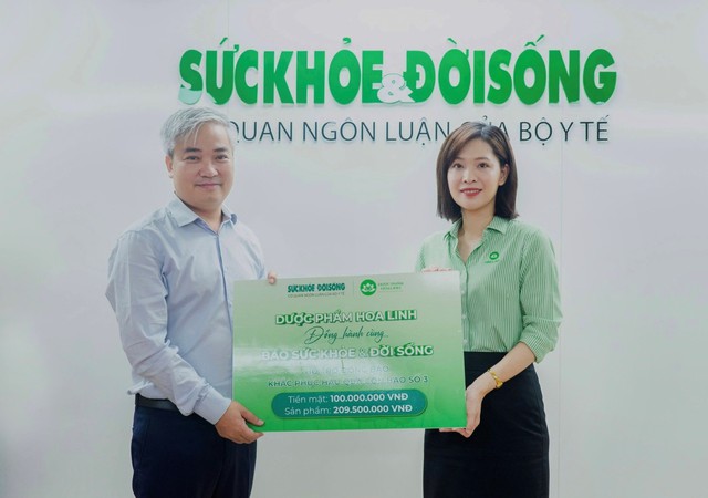 Dược phẩm Hoa Linh đồng hành cùng Báo Sức khoẻ & Đời sống trao yêu thương đến người dân vùng lũ- Ảnh 4.