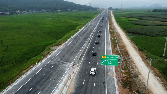 Bộ GTVT phản hồi về thông tin các tuyến cao tốc còn nhiều bất cập- Ảnh 2.