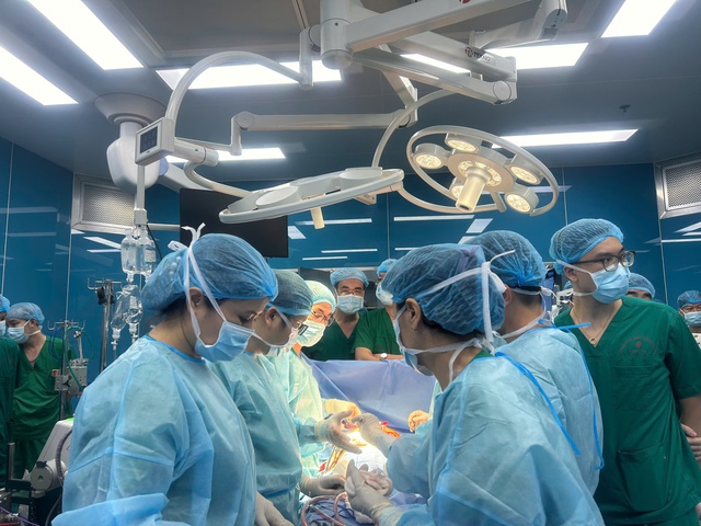 Nhân viên y tế mong đợi được điều chỉnh phụ cấp sau 14 năm 'dẫm chân tại chỗ'- Ảnh 2. Nhân viên y tế mong đợi được điều chỉnh phụ cấp sau 14 năm 'dẫm chân tại chỗ'- Ảnh 2.