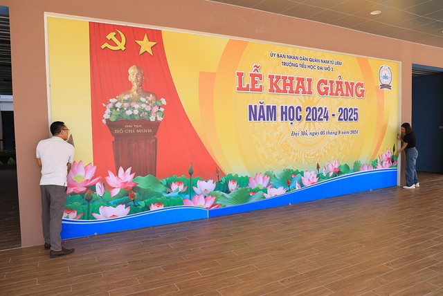 Trường học chuẩn bị sẵn sàng cho ngày khai giảng năm học mới- Ảnh 6.