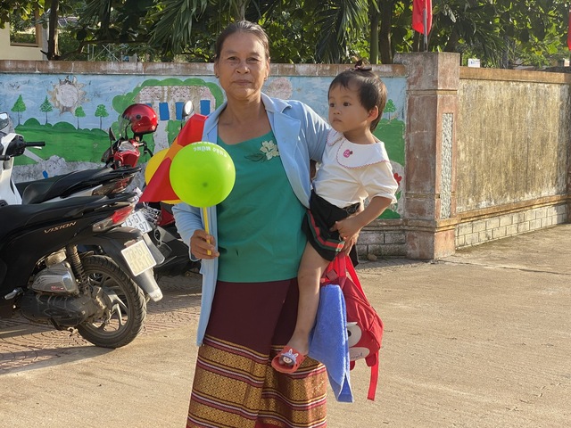 Hình ảnh cô trò vùng cao, biên giới háo hức trong ngày khai giảng- Ảnh 10.