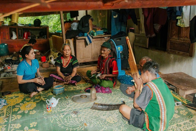 'Báu vật' của già làng người Pa Cô ở vùng biên- Ảnh 4.