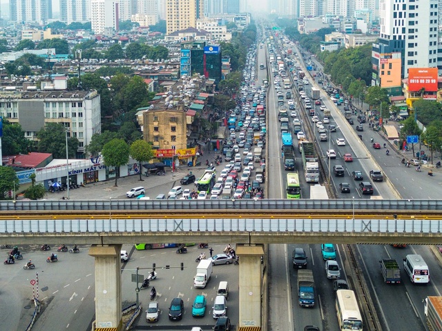 Hà Nội cho phép các phương tiện rẽ phải liên tục tại nhiều nút giao thông- Ảnh 2.