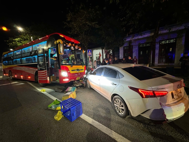 Tai nạn liên hoàn ngày cuối năm, một người tử vong- Ảnh 2.