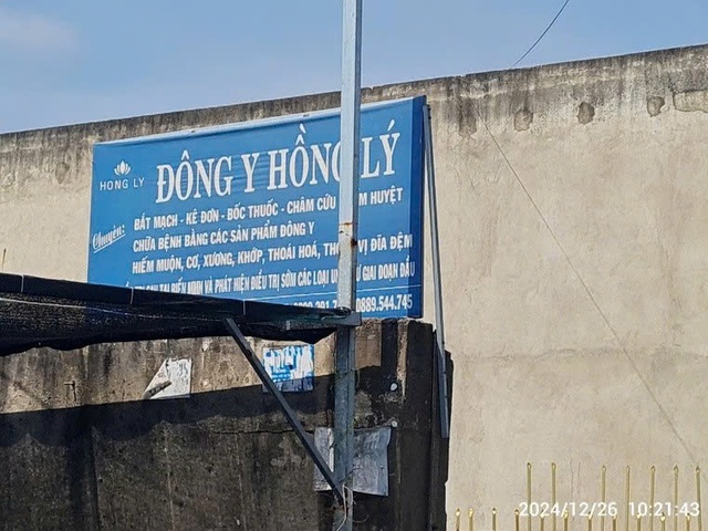 TPHCM: Phòng khám Đông Y Hồng Lý thổi phồng công dụng, hành nghề không phép, thách thức cơ quan chức năng- Ảnh 1.