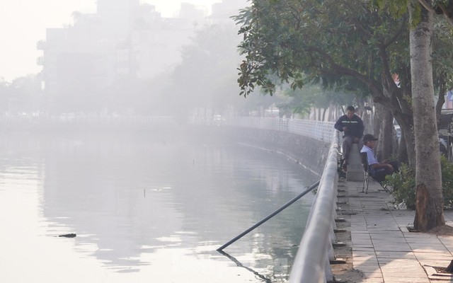 Vì sao Tây Hồ là điểm ô nhiễm không khí nhất Hà Nội?- Ảnh 2.