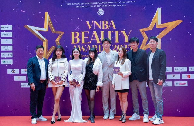 Avorio vinh dự nhận giải 'Thương hiệu Mỹ phẩm uy tín, chất lượng năm 2024' tại VNBA Beauty Awards 2025- Ảnh 5.