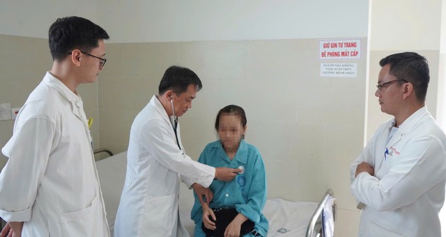 Cứu sống ngoạn mục cô gái 18 tuổi bị đa chấn thương do tai nạn giao thông - Ảnh 1. Cứu sống ngoạn mục cô gái 18 tuổi bị đa chấn thương do tai nạn giao thông - Ảnh 1.