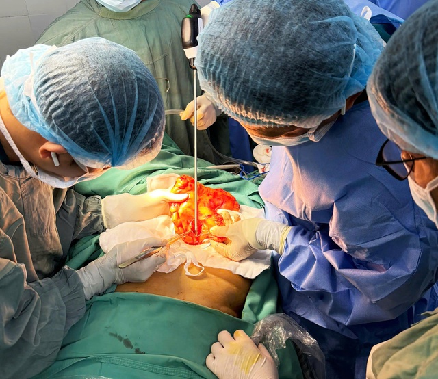 TPHCM từ thành phố nghĩa tình đến trung tâm du lịch y tế hàng đầu ASEAN- Ảnh 3.