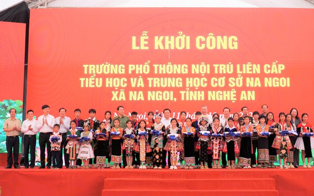 Tổng Bí thư Tô Lâm dự Lễ khởi công xây dựng Trường Phổ thông nội trú liên cấp TH và THCS Na Ngoi- Ảnh 4.