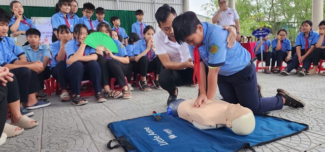 Huế tăng cường bảo vệ thể chất, tinh thần, giáo dục kỹ năng sống cho trẻ em- Ảnh 2.