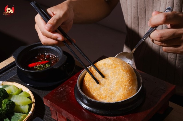 Khám phá Cơm đốt thố Lão Đại – địa chỉ ẩm thực truyền thông- Ảnh 2. Khám phá Cơm đốt thố Lão Đại – địa chỉ ẩm thực truyền thông- Ảnh 2.