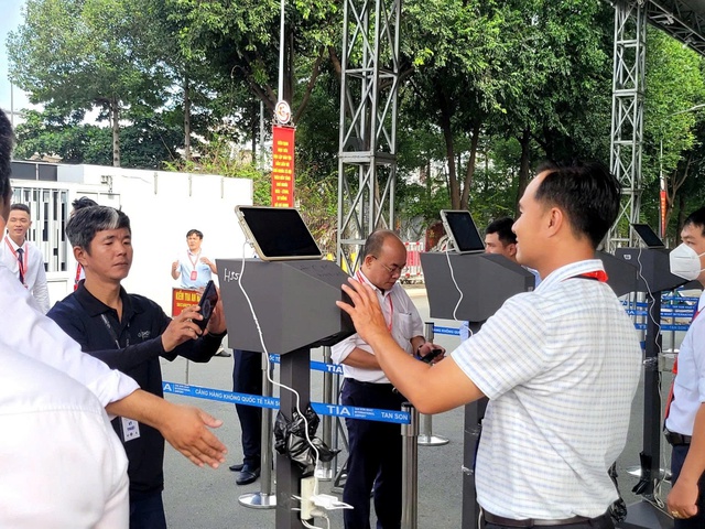 Huy động tổng lực, giữ vững an ninh trật tự Đại hội Đảng bộ TPHCM lần thứ I- Ảnh 2. Huy động tổng lực, giữ vững an ninh trật tự Đại hội Đảng bộ TPHCM lần thứ I- Ảnh 2.