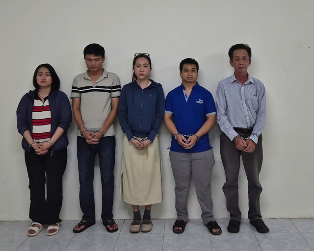 Khởi tố 5 người trong vụ tử vong sau phẫu thuật thẩm mỹ tại BV RHM Thẩm mỹ Paris- Ảnh 1. Khởi tố 5 người trong vụ tử vong sau phẫu thuật thẩm mỹ tại BV RHM Thẩm mỹ Paris- Ảnh 1.