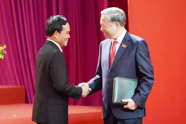 Tổng Bí thư Tô Lâm tin tưởng TPHCM sẽ vươn lên mạnh mẽ, hiện thực hóa khát vọng phát triển mới- Ảnh 5. Tổng Bí thư Tô Lâm tin tưởng TPHCM sẽ vươn lên mạnh mẽ, hiện thực hóa khát vọng phát triển mới- Ảnh 5.