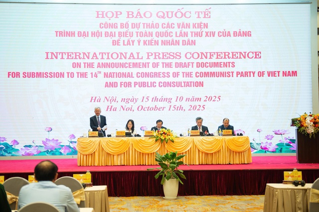 Lấy ý kiến nhân dân về dự thảo các Văn kiện trình Đại hội XIV của Đảng từ 15/10 - 15/11/2025- Ảnh 1. Lấy ý kiến nhân dân về dự thảo các Văn kiện trình Đại hội XIV của Đảng từ 15/10 - 15/11/2025- Ảnh 1.