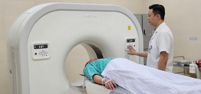 Bệnh viện 115 năm tuổi chuyển đổi số y tế vì sự hài lòng của người bệnh- Ảnh 3. Bệnh viện 115 năm tuổi chuyển đổi số y tế vì sự hài lòng của người bệnh- Ảnh 3.