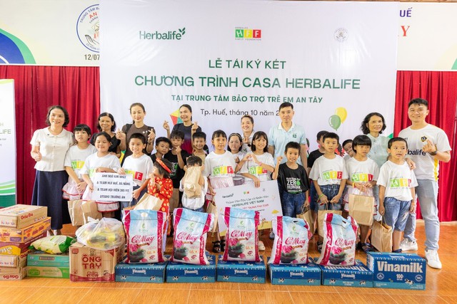 Herbalife Việt Nam tiếp tục triển khai chương trình Casa Herbalife giai đoạn 2025-2026 hỗ trợ bữa ăn dinh dưỡng hằng ngày cho hơn 3.000 người có hoàn cảnh khó khăn- Ảnh 3.