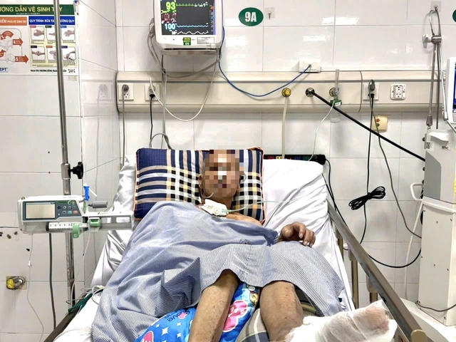 Người đàn ông suýt phải cắt cụt chân vì đái tháo đường- Ảnh 2. Người đàn ông suýt phải cắt cụt chân vì đái tháo đường- Ảnh 2.