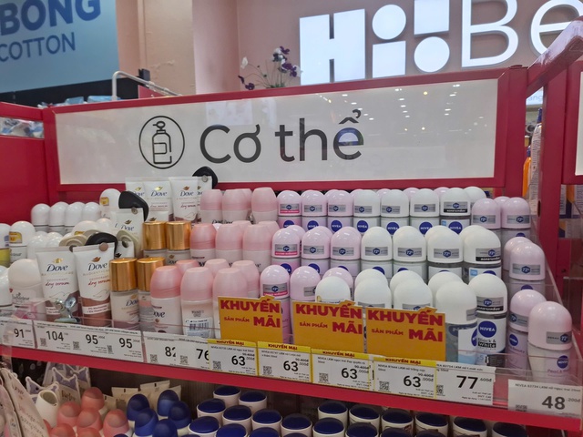 Nhiều siêu thị giảm sâu các sản phẩm làm đẹp trước thềm 20/11- Ảnh 3. Nhiều siêu thị giảm sâu các sản phẩm làm đẹp trước thềm 20/11- Ảnh 3.