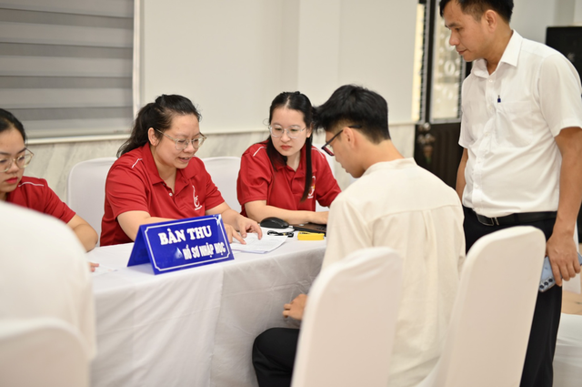 Các trường đại học hỗ trợ sinh viên sau thiệt hại của bão Bualoi- Ảnh 1. Các trường đại học hỗ trợ sinh viên sau thiệt hại của bão Bualoi- Ảnh 1.