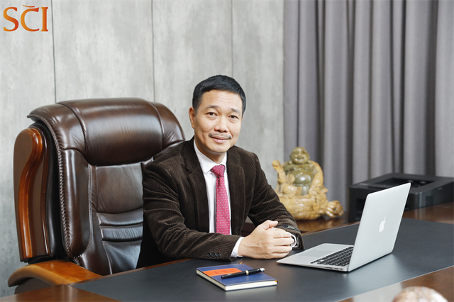Ông Nguyễn Công Hùng - Chủ tịch SCI giao dịch chui cổ phiếu- Ảnh 1.
