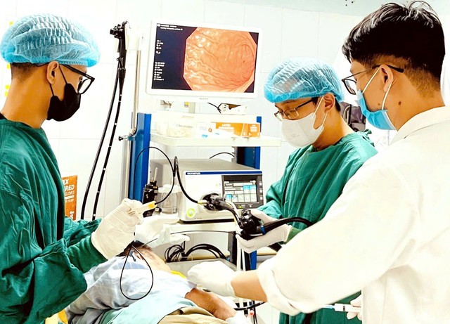 Cắt thành công khối u dưới biểu mô dạ dày bằng kỹ thuật STER – Bước tiến trong điều trị bệnh lý tiêu hoá- Ảnh 1. Cắt thành công khối u dưới biểu mô dạ dày bằng kỹ thuật STER – Bước tiến trong điều trị bệnh lý tiêu hoá- Ảnh 1.