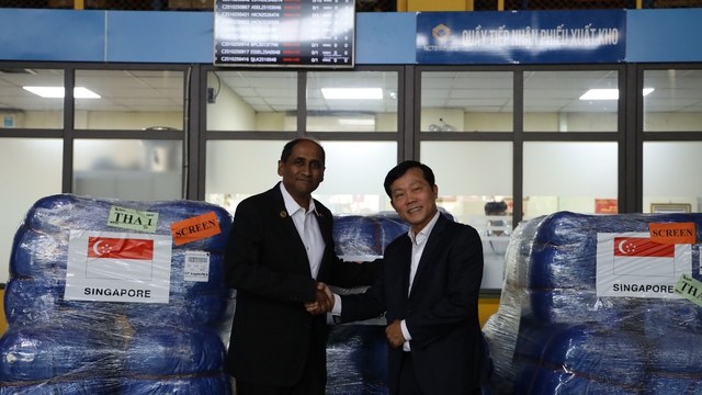 Tiếp nhận hàng viện trợ khẩn cấp của Singapore cho người dân vùng thiên tai tại Tuyên Quang- Ảnh 3. Tiếp nhận hàng viện trợ khẩn cấp của Singapore cho người dân vùng thiên tai tại Tuyên Quang- Ảnh 3.