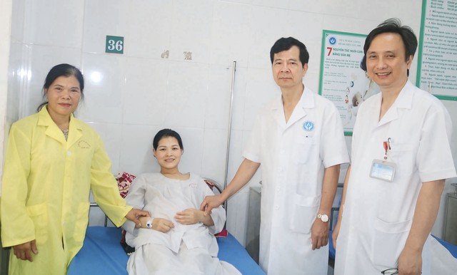 Xử trí thành công ca mang thai 'hội chứng gương' hiếm gặp ở sản phụ tại Bắc Ninh- Ảnh 2. Xử trí thành công ca mang thai 'hội chứng gương' hiếm gặp ở sản phụ tại Bắc Ninh- Ảnh 2.