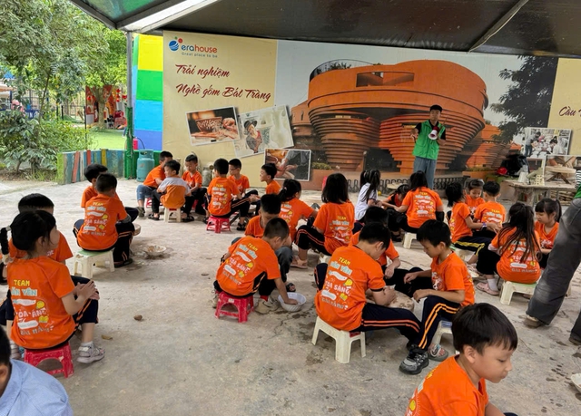 Học sinh đi tham quan, trải nghiệm: Cần lưu ý gì để đảm bảo an toàn? - Ảnh 3. Học sinh đi tham quan, trải nghiệm: Cần lưu ý gì để đảm bảo an toàn? - Ảnh 3.